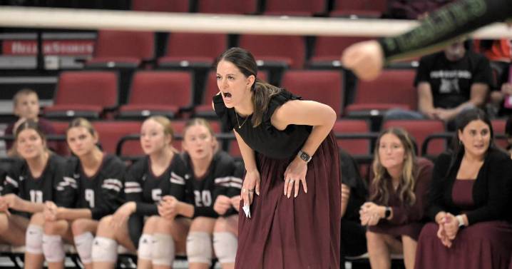2025 Northwest Herald Girls Volleyball Coach of the Year: Prairie Ridge’s Leah Groat