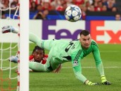 Girona's Livakovic refuses to play