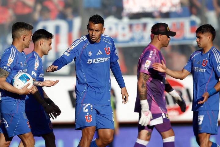 La dura autocrítica de Rodrigo Contreras por su temporada en la U: “Pido disculpas por no estar con mi cabeza 100% acá”