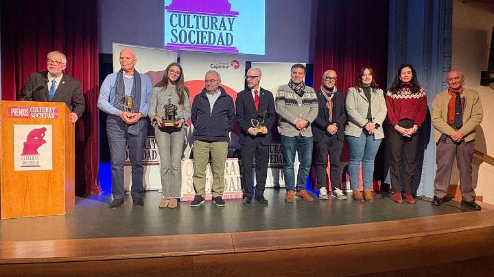 Reconocimiento a la minería y la viticultura canguesa en los Premios Cultura y Sociedad entregados en Cangas del Narcea