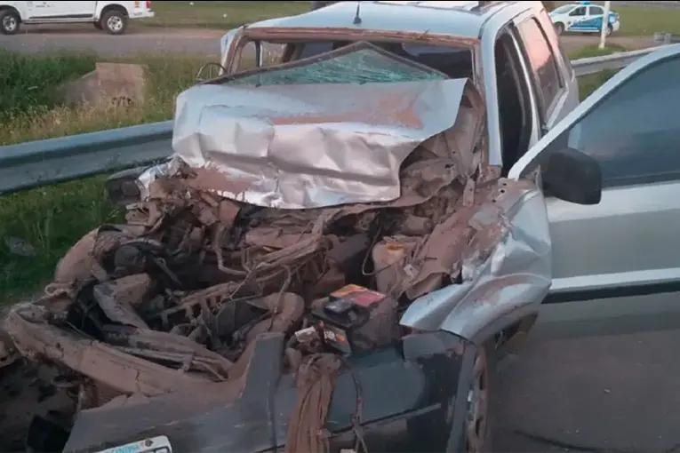 Choque en ruta 20: aclaran que el camión chocado por automovilista estaba estacionado sobre la dársena