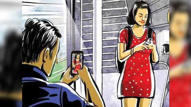 Taking woman's pic without consent does not always mean voyeurism: Supreme Court acquits accused