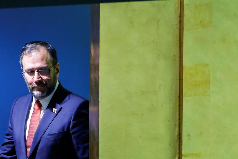 Plane from US carrying returned migrants lands in Venezuela, foreign minister says