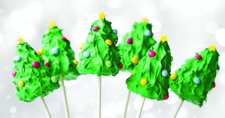 Cake pops light up kids' eyes this holiday season