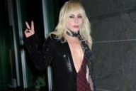 No más platinado: así fue la impactante transformación de Lady Gaga