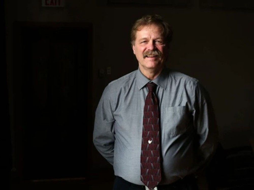 Napanee mayor, board urge public health to reconsider closures