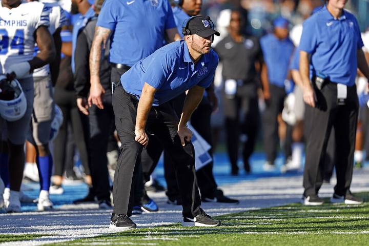 Arkansas Razorbacks’ football staff under Silverfield begins taking shape