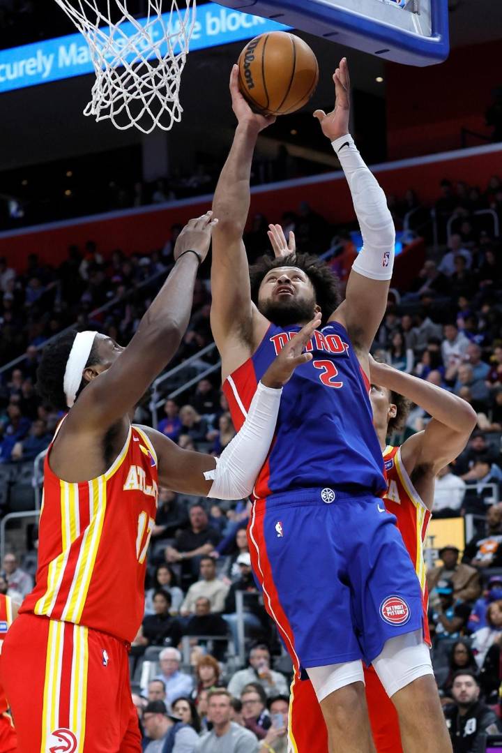 Pistons igualan récord de la NBA por equilibrio anotador en victoria 142
