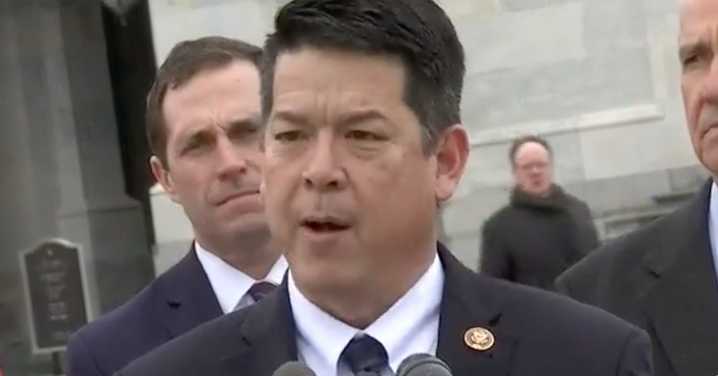 Feds push for 41 month sentence for ex-Congressman Cox in fraud case