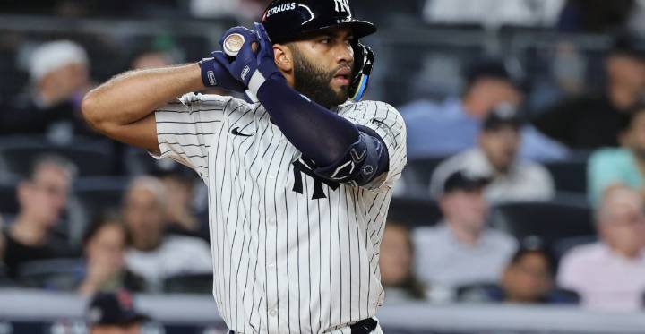 Yankees re-sign utilityman Amed Rosario