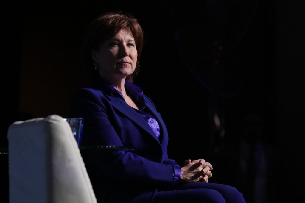 Former B.C. premier Clark says Conservatives cannot be ‘kooky’ if they want to govern