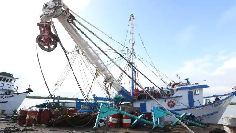 ‘Sin incidentes mayores’, reporta Capitanía de Puerto de Mazatlán ante el regreso de barcos camaroneros por periodo vacacional