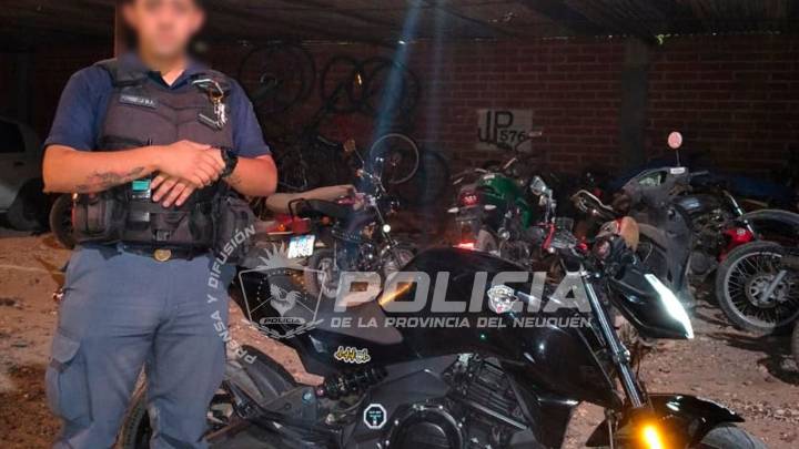 Una persecución en Cuenca XV terminó con la detención de una pareja y la recuperación de una moto