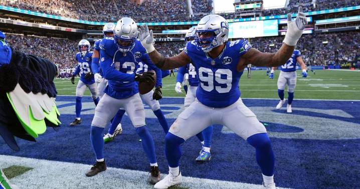 Seahawks blank Vikings 26-0 for their 1st shutout victory in 10 years