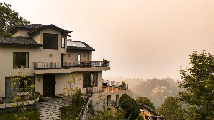 A restored boutique hotel in Uttarakhand reclaims its Himalayan setting