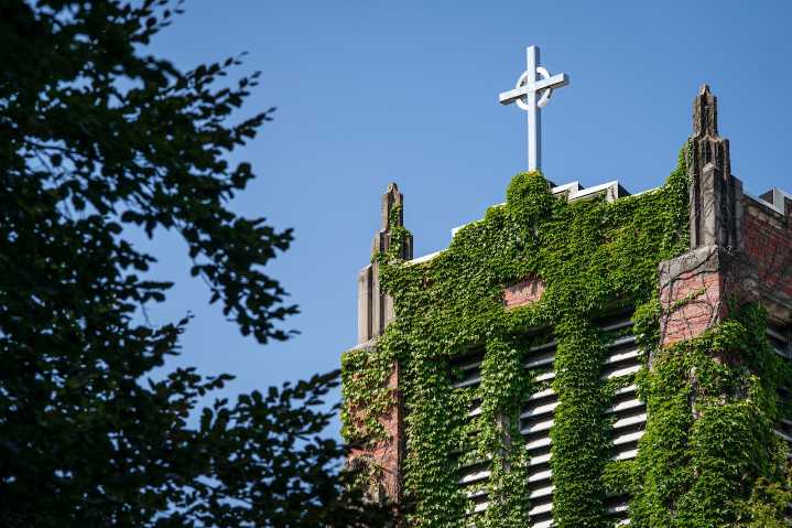 Aquinas College expands automatic acceptance to 2 more West Michigan high schools