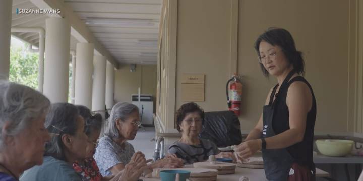 Kupuna with dementia find creativity, connection in Hilo