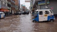 Juliaca: fuertes lluvias nuevamente inundan el centro de la ciudad