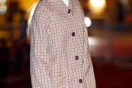 La cuñada de Kate Middleton coordina sus pantalones con el abrigo para crear el ‘lookazo’ de la Navidad