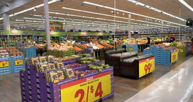 Kroger Launches “12 Merry Days of Deals” Holiday Savings Event