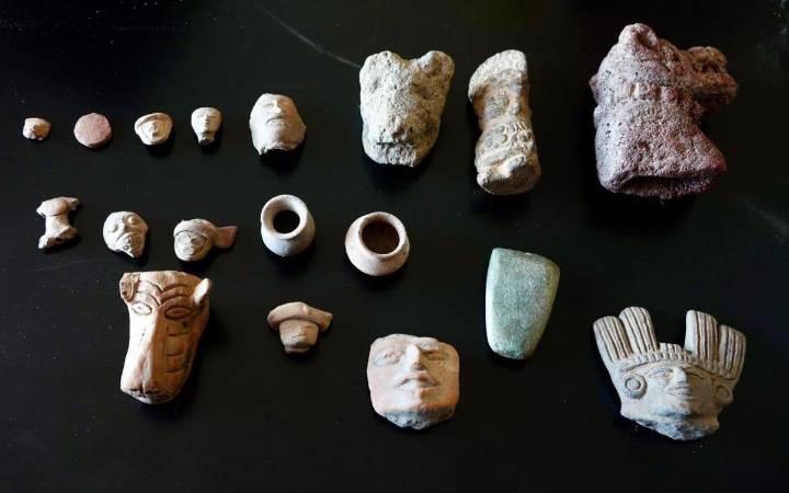 México entrega al INAH 52 piezas arqueológicas restituidas de EE.UU.