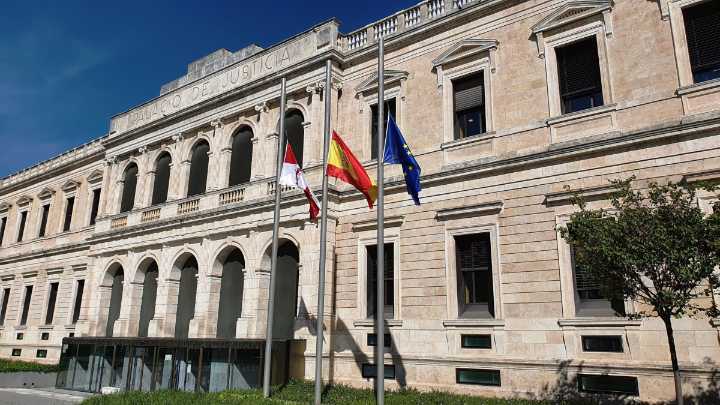 Rebajan de 11 a 7 años de cárcel la pena a un hombre acusado de abuso sexual de dos sobrinas menores en Burgos