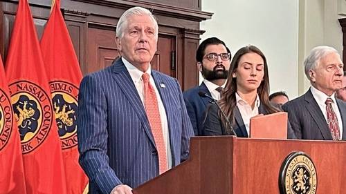 Nassau County Executive Bruce Blakeman expected to enter race for NY governor in primary against Elise Stefanik