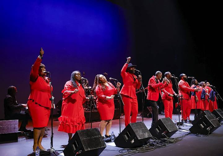 El alma de Charleston Gospel Choir ilumina el Jovellanos