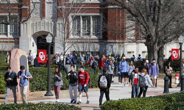 Oklahoma university instructor on leave after failing student for Bible
