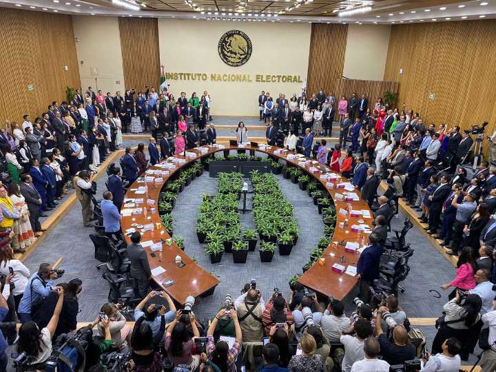 Avalan presupuesto 2026 pese a recorte de mil mdp