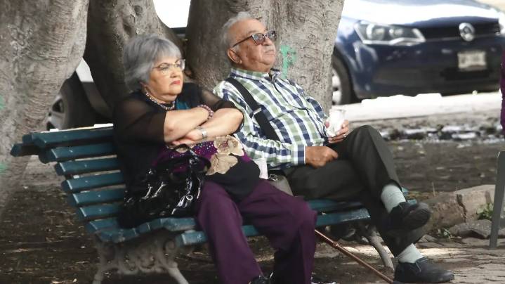 Puebla envejece a gran velocidad y especialistas urgen políticas para garantizar futuro digno