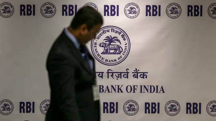 Moneycontrol Pro Panorama | Liquid cheer for markets, a forecasting lesson for RBI