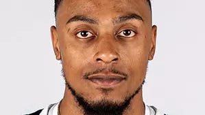 UTEP Miners basketball plays better, but falls late to Seattle