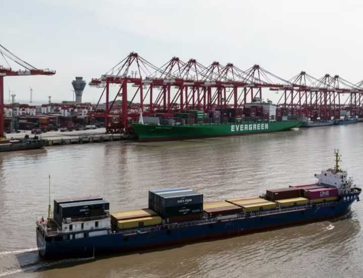 El superávit comercial de 1 billón de dólares de China es un problema para Pekín y para el mundo