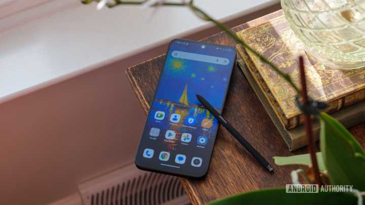 Forget Kindle, TCL just made my favorite e