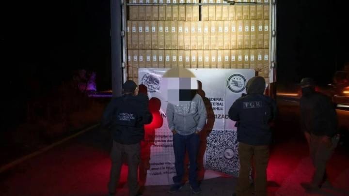 Detienen a trailero con 2 mil 200 televisores Hisense de contrabando; así intentó evadir la revisión