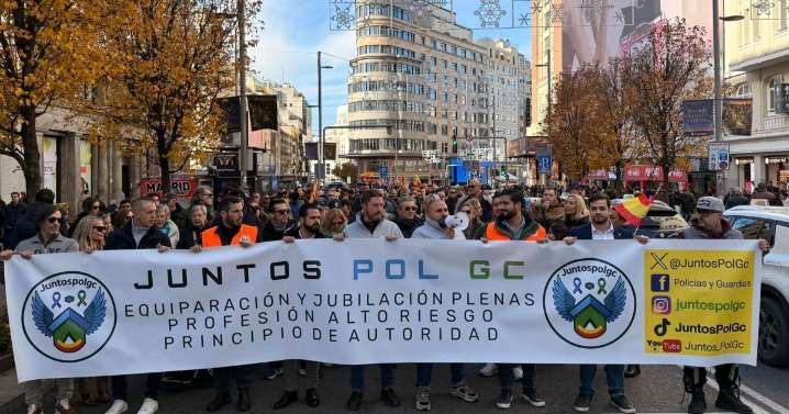 Policías y guardias civiles se manifiestan en Madrid para exigir mejores condiciones al Gobierno de Sánchez
