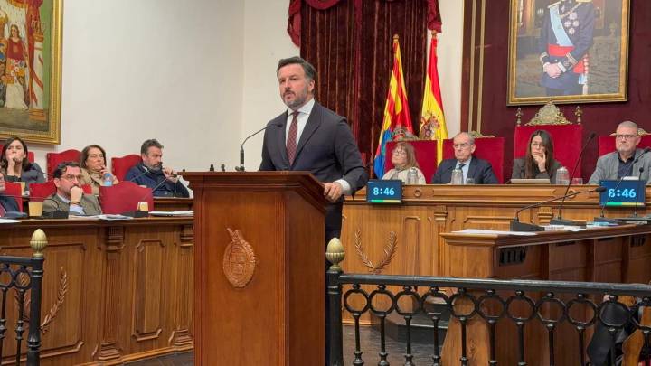Pablo Ruz pone en valor los distritos como herramienta democrática y el éxito del autobús a pedanías