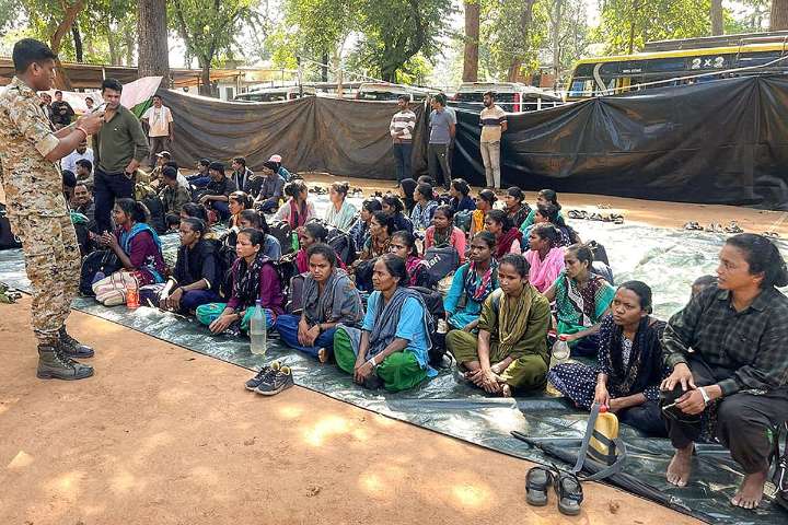 Chhattisgarh Panel to Review Cases of Surrendered Naxalites