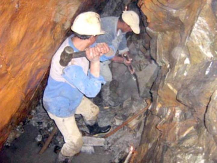 Gobierno realizará acompañamiento a los mineros informales en las mismas regiones