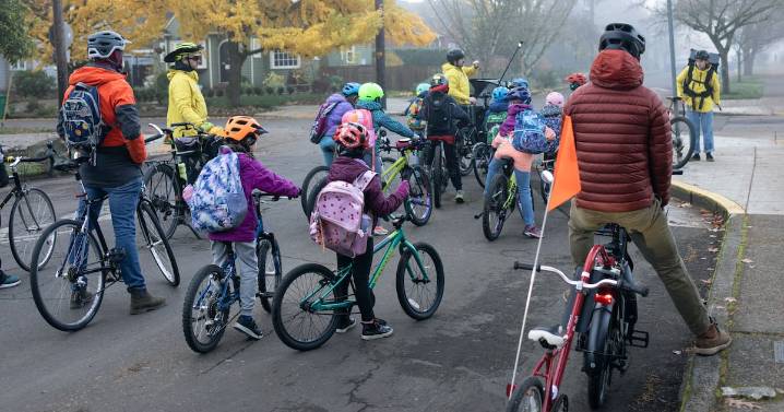 Bike Buses Roll into a $895,000 Grant from the City