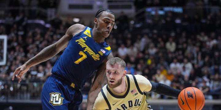 Braden Smith reaches new milestone as No. 6 Purdue beats Marquette 79