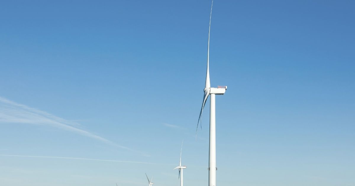 Minister reflects on 'hugely important' opening of Blyth offshore wind farm 25 years ago