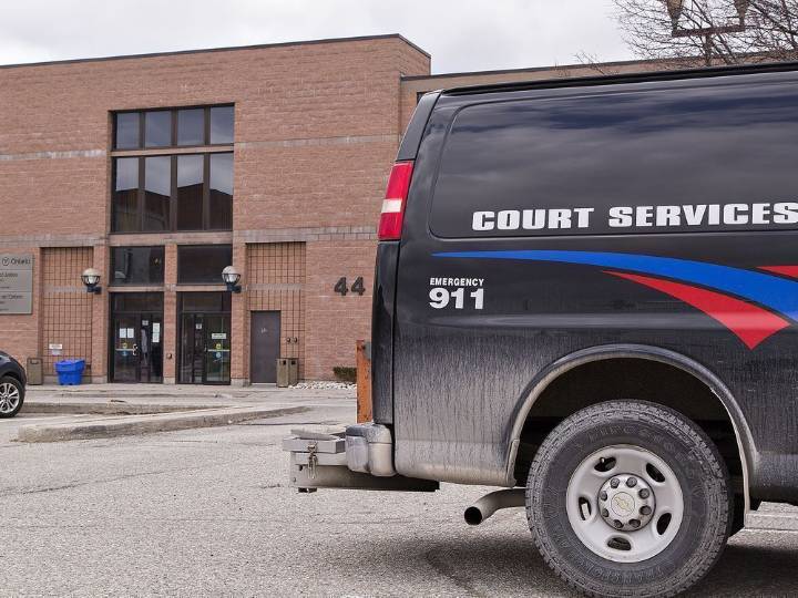 Woman ready to go to prison for robberies | The Woodstock Sentinel Review