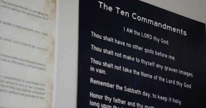 Ohio GOP to schools: Thou shalt add the Ten Commandments