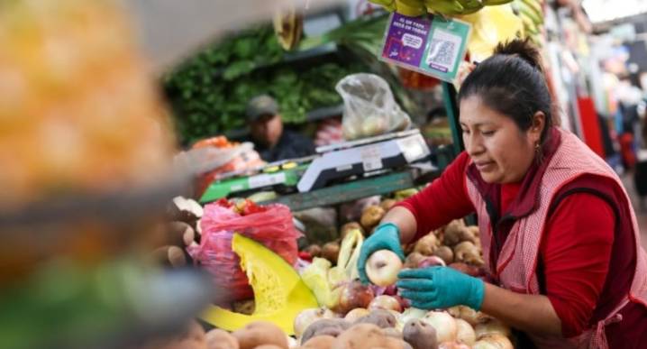 Indicadores adelantados registran crecimiento en octubre: ¿Se puede esperar un aumento a 3,5% a fin de año? | inflación