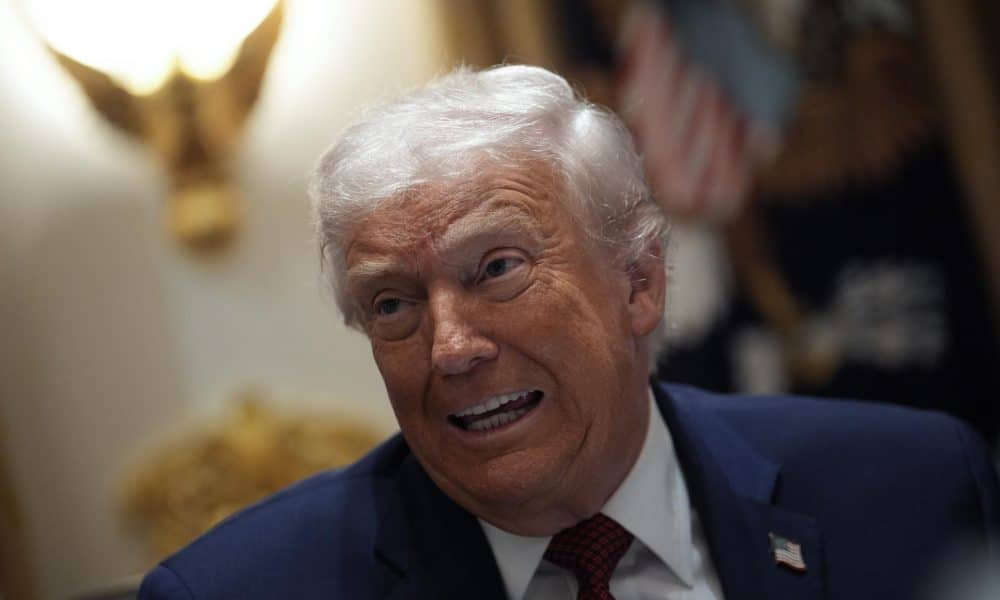 Trump nombrará al segundo de Kristi Noem como embajador en El Salvador, según CBS News