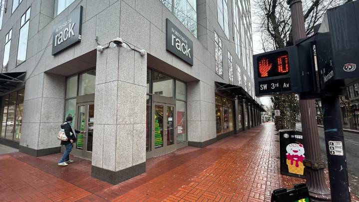 Nordstrom Rack in downtown Portland will close next month