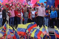 Maduro nombra buró político del PSUV para dirigir la “revolución bolivariana”
