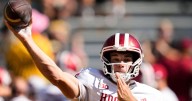 Indiana's Mendoza win Davey O'Brien as nation's top QB